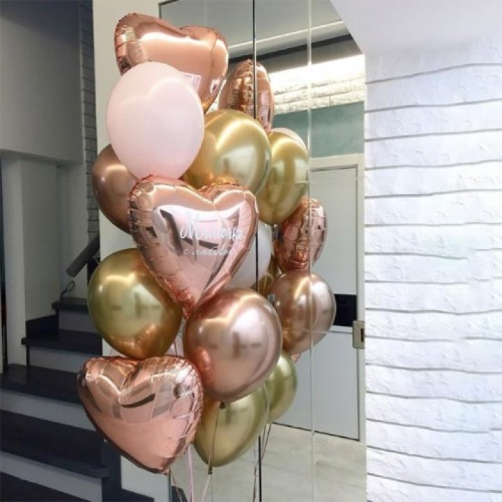 Фонтан шаров "От сердечка" в Саратове