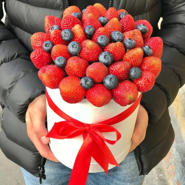 Клубничный бокс №3 в Саратове