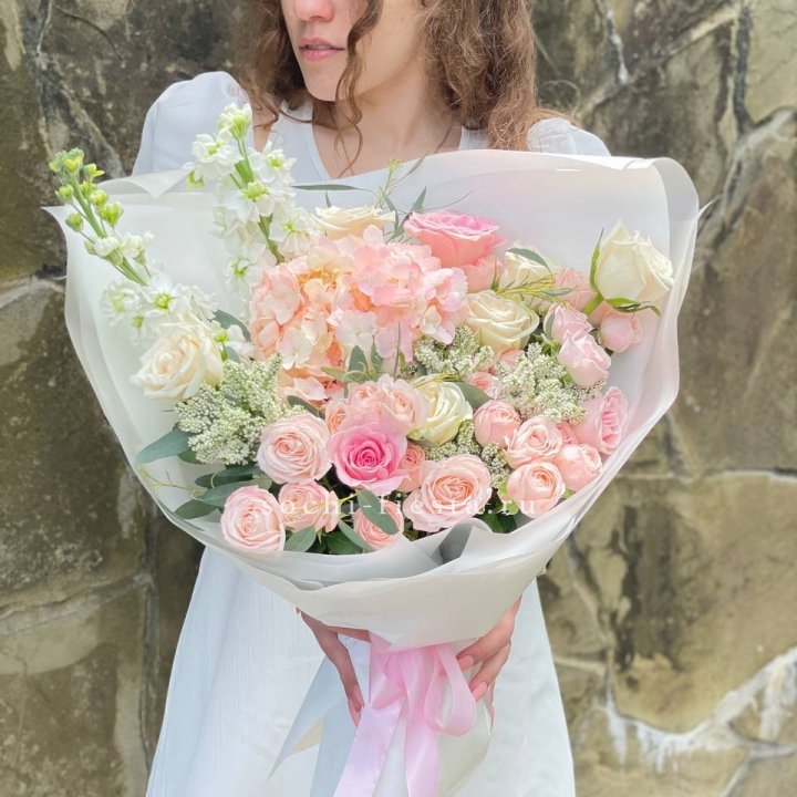 Дизайнерский букет №26 в Саратове