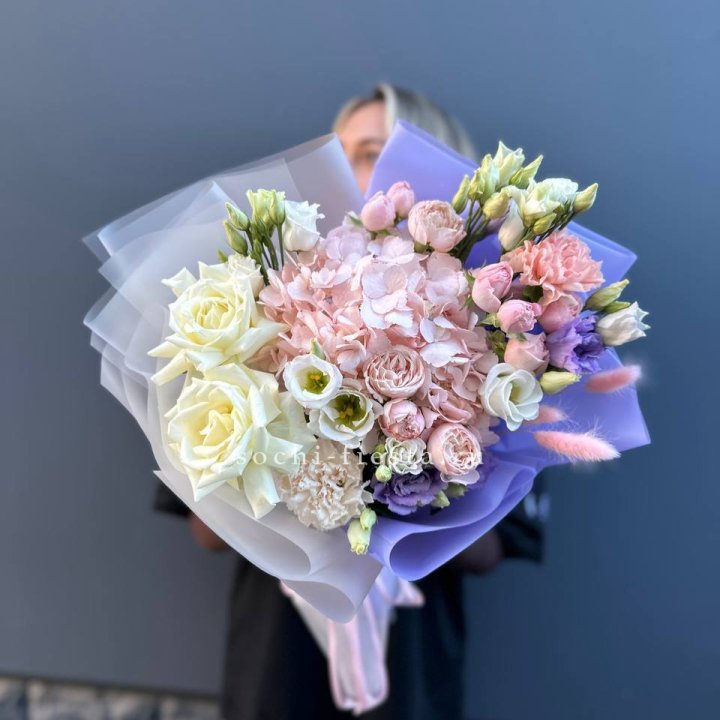 Букет "Виолет дрим" в Саратове