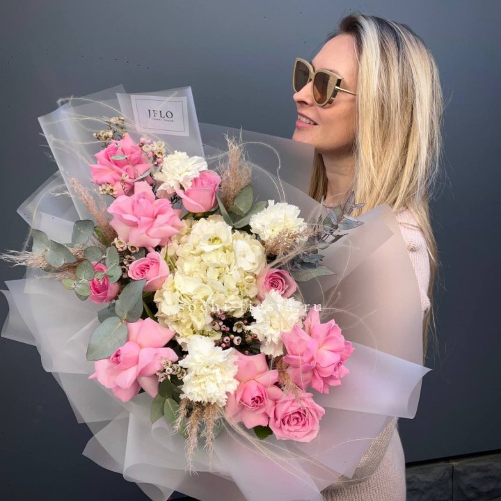 Авторский букет "Гармония" в Саратове