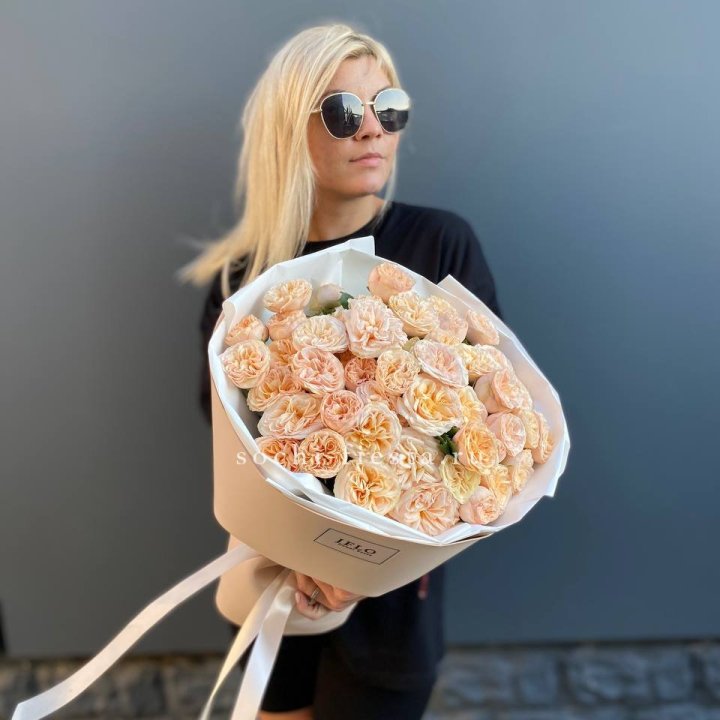 15 пионовидных роз №2 в Саратове