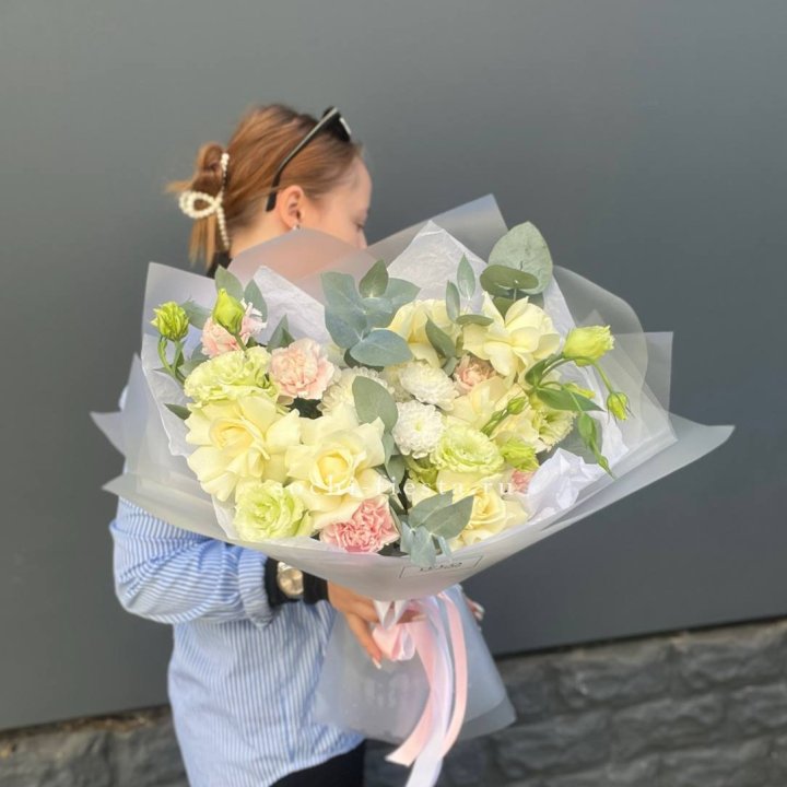  Букет  "Тонкая луна" в Саратове