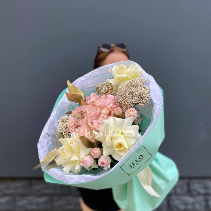 Букет "Белые ночи" в Саратове