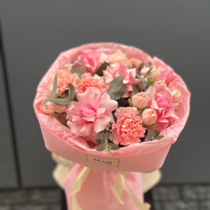  Сборный букет "Нелли" в Саратове