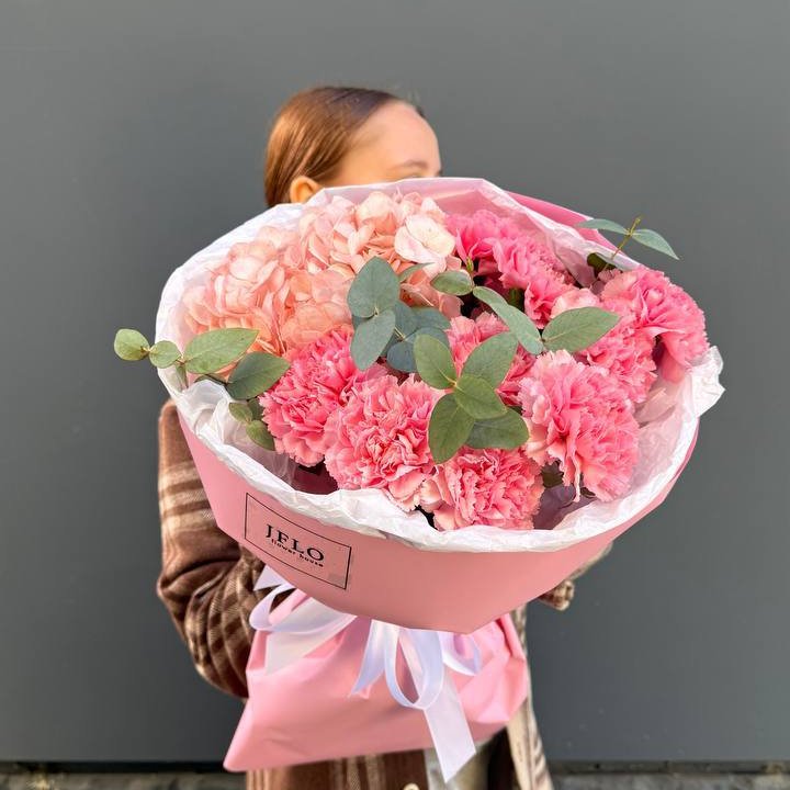 Дуо диантусы и гортензия в Саратове