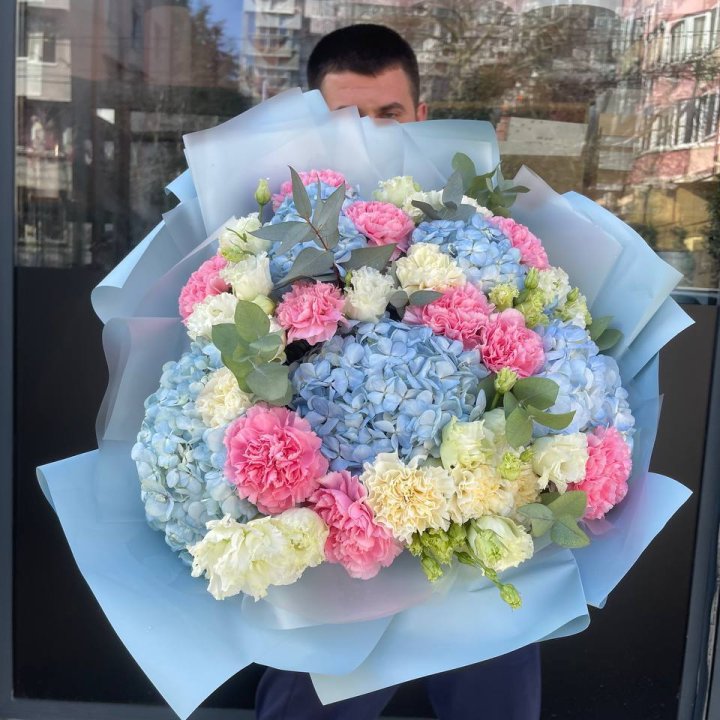 Сборный букет №3 в Саратове