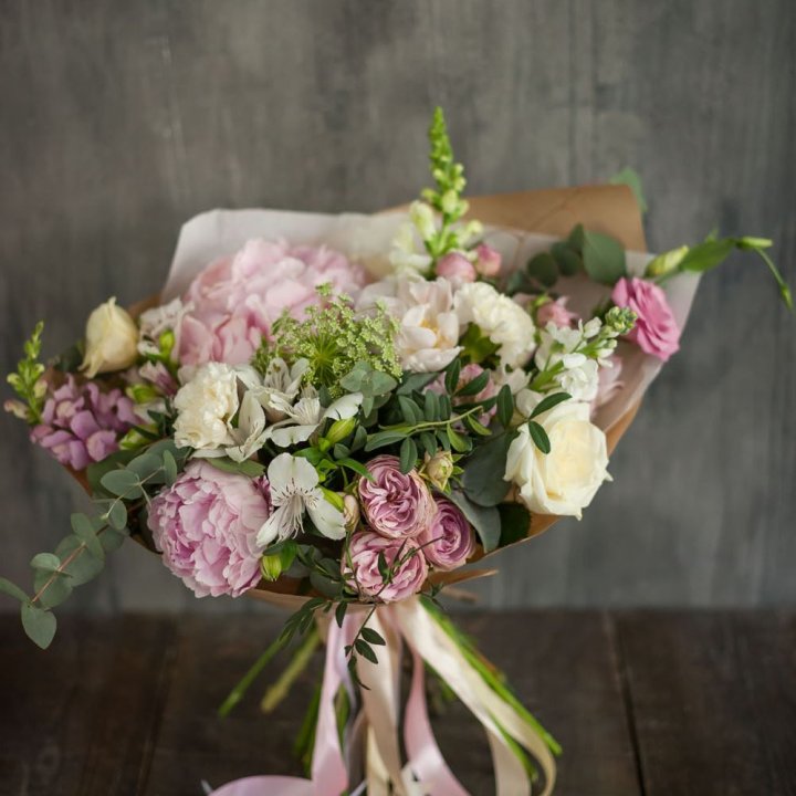 Дизайнерский букет №2 в Саратове