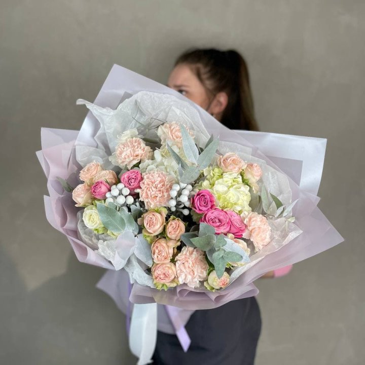 Дизайнерский букет №19 в Саратове