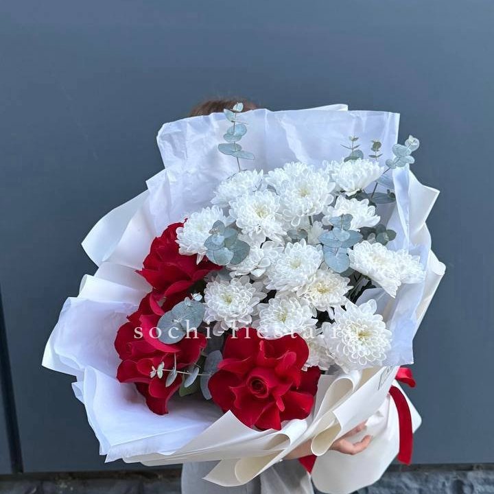 Дуо розы и хризантемы в Саратове