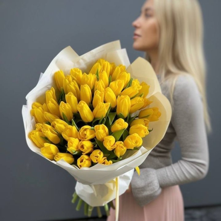 51 желтый тюльпан в Саратове