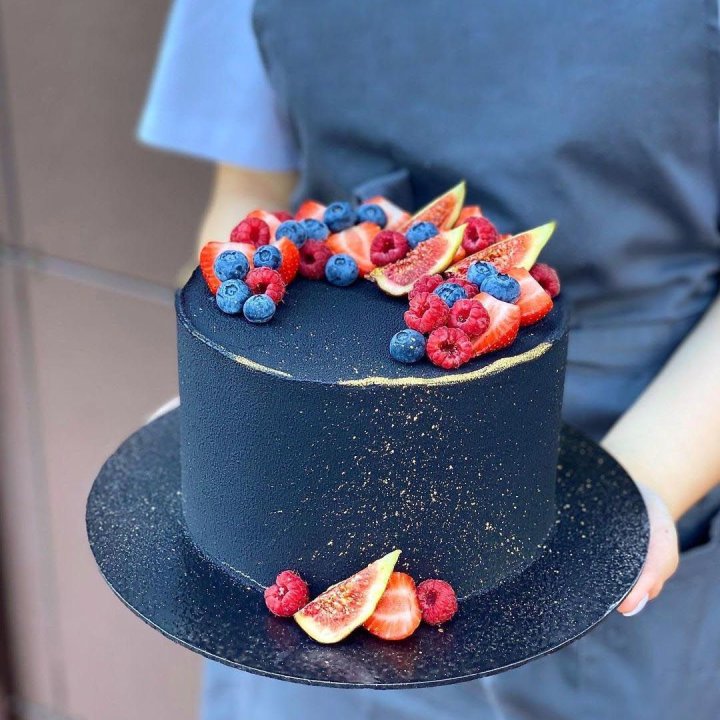 Торт "Черный лебедь" в Саратове