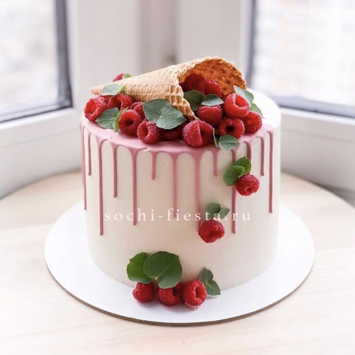 Торт "Ягодный" в Саратове