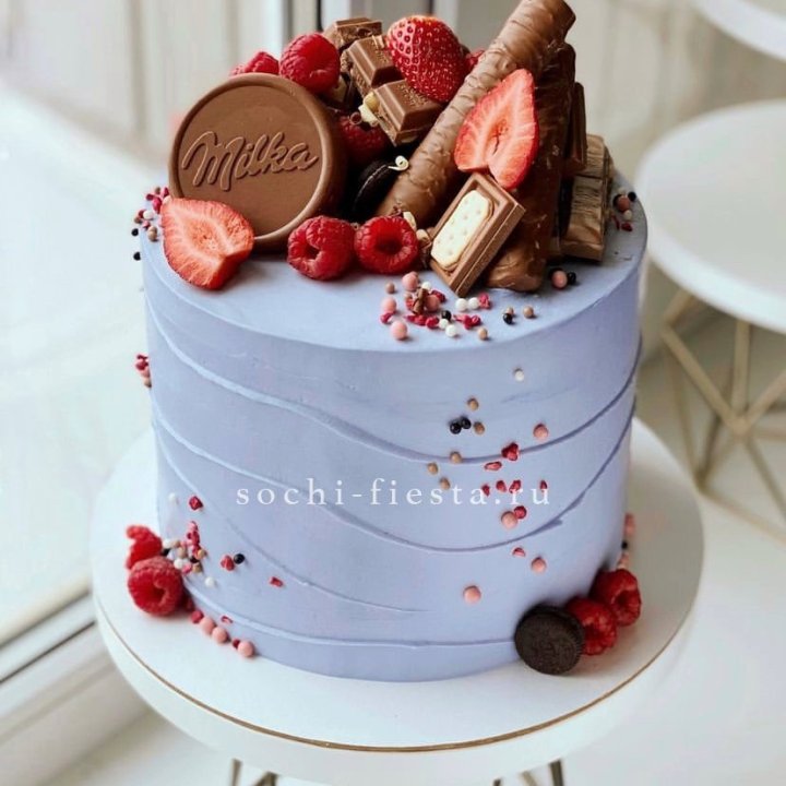 Торт "Milka's world" в Саратове