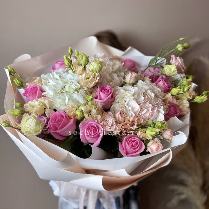 Дизайнерский букет "Каролина" в Саратове