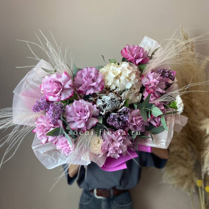 Дизайнерский букет №14 в Саратове