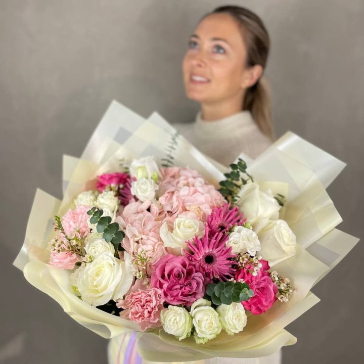 Дизайнерский букет "Мелоди" в Саратове