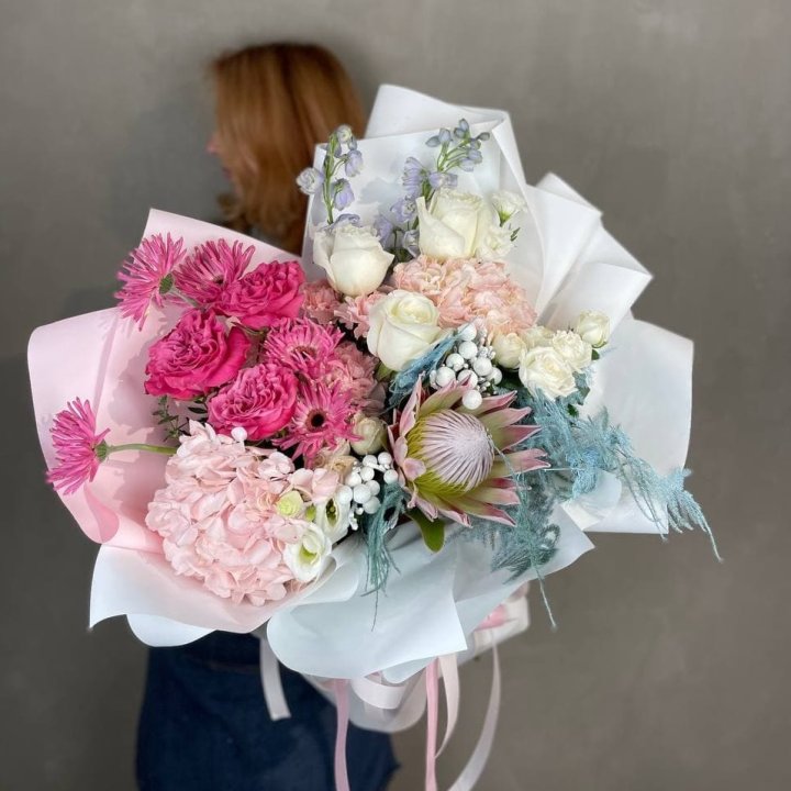 Дизайнерский букет "Фантастик" в Саратове