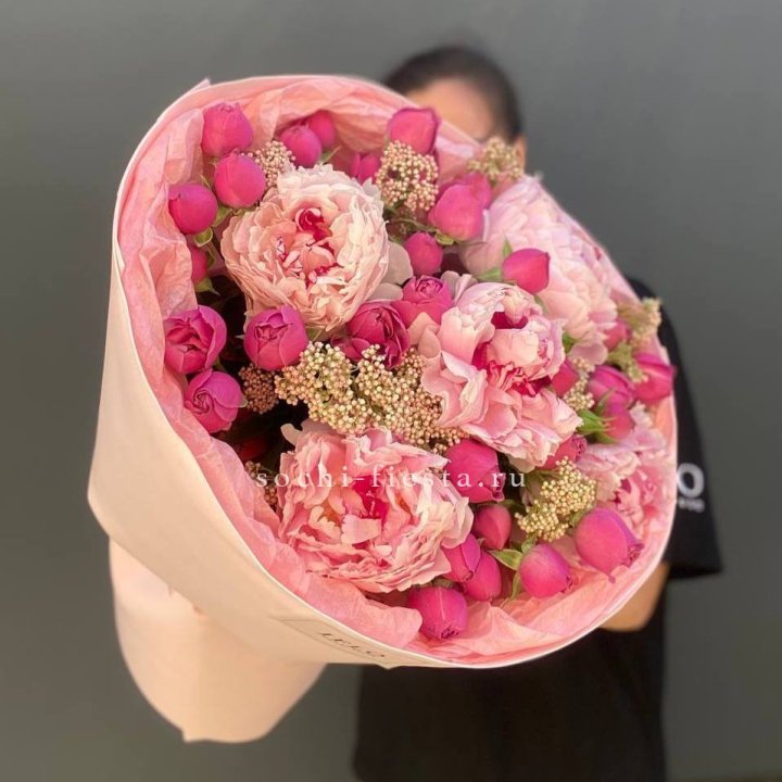  Букет с пионами "Преференс" в Саратове