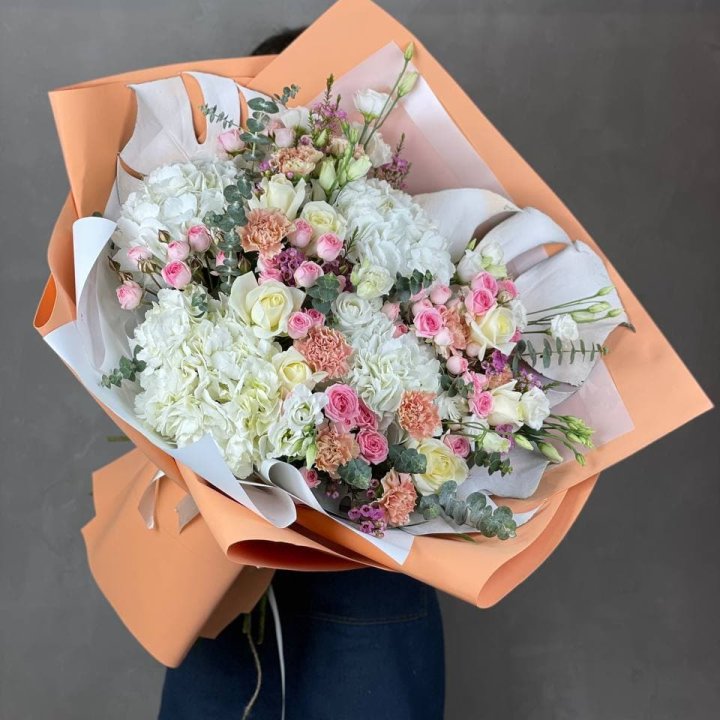 Макси-букет кремовый в Саратове