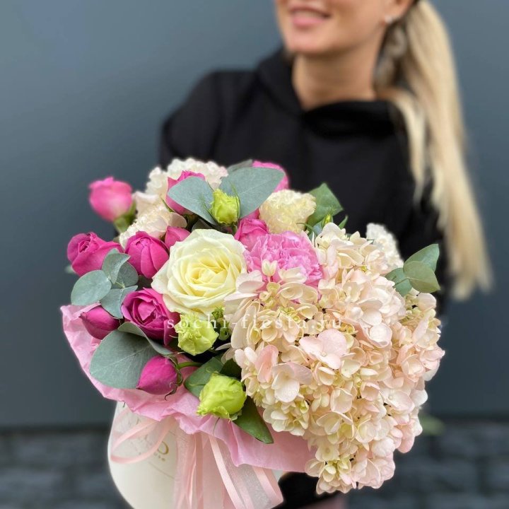 Дизайнерский цилиндр №4 в Саратове