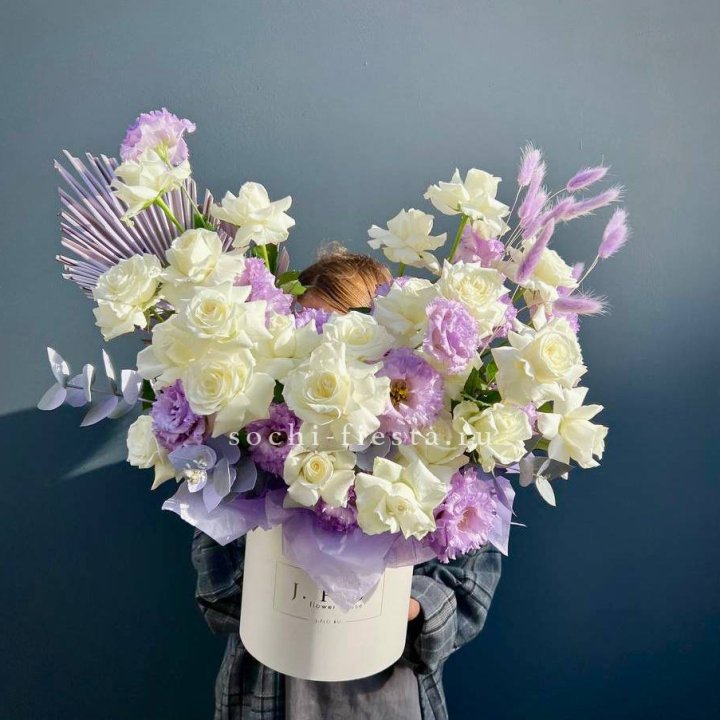 Цветочный бокс "Изабель" в Саратове