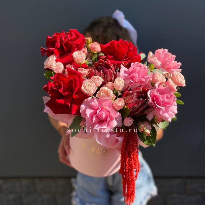 Дизайнерский цилиндр "Густо" в Саратове