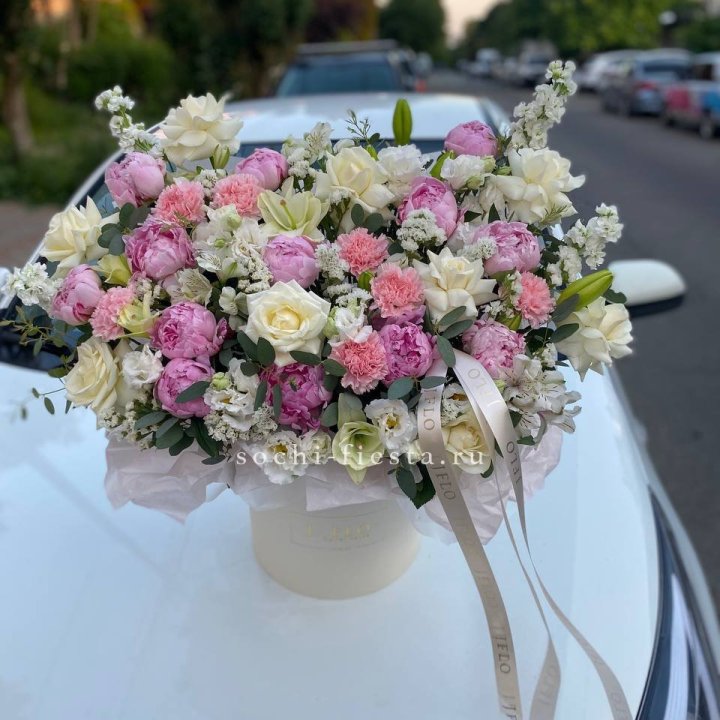 Дизайнерский цилиндр "Вау-3" в Саратове