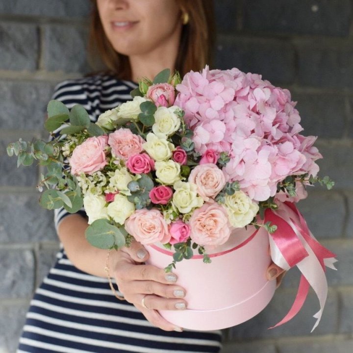 Дизайнерский цилиндр №1 в Саратове