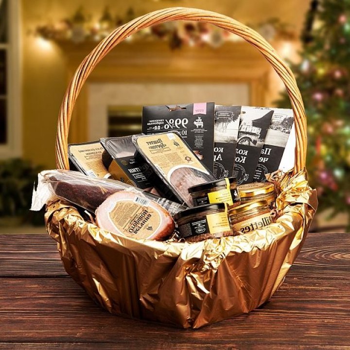 Гастрономическая корзина иксель в Саратове