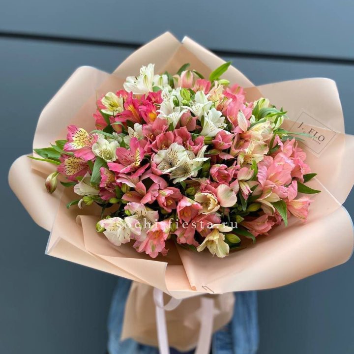 Букет альстромерий "Вандер" в Саратове