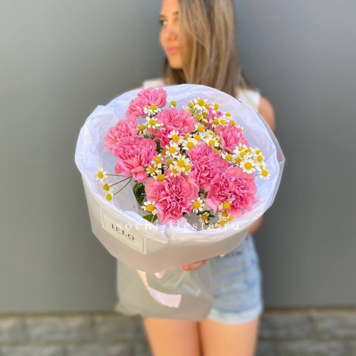 Дуобукет диантусов и ромашек в Саратове