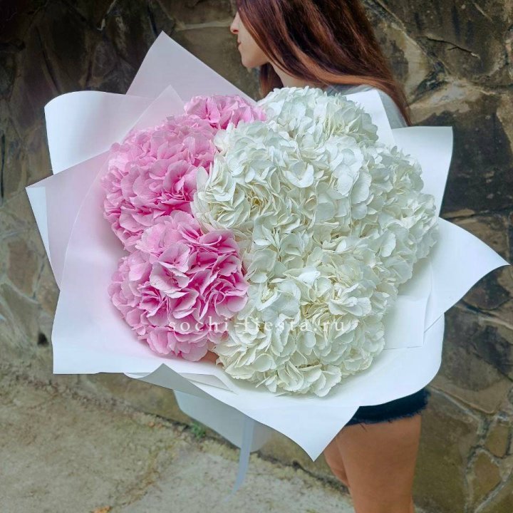 Букет гортензий №2 в Саратове