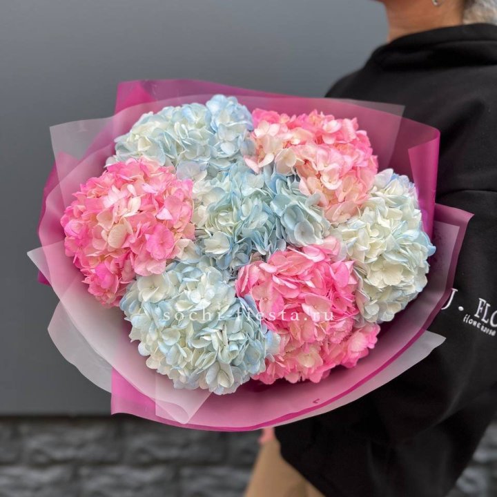 Букет гортензий "Тоника №2" в Саратове