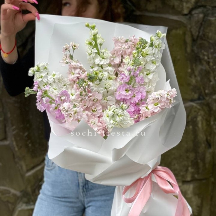 Букет маттиол №1 в Саратове