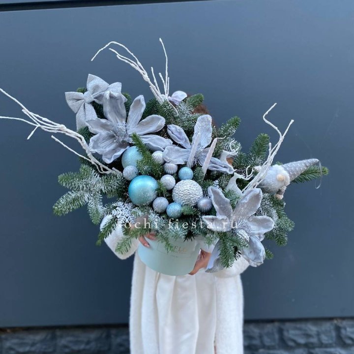 Композиция "Снежный цветок" в Саратове