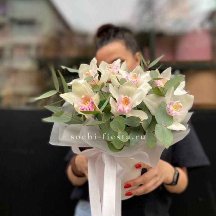 Бокс с орхидеями в Саратове