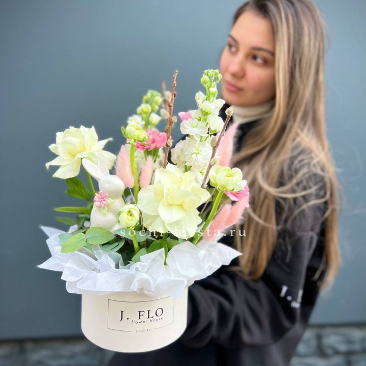 Цветочный бокс "Пасхальная композиция" в Саратове