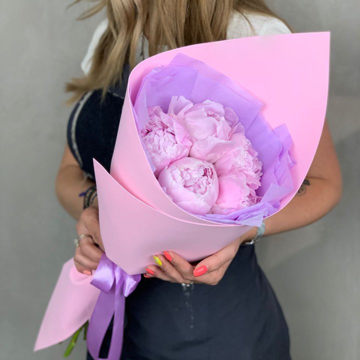 Букет пионов "Файв" в Саратове