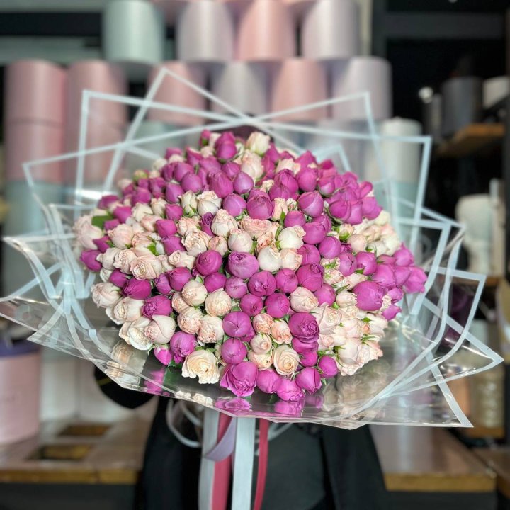 101 кустовая пионовидная роза в Саратове