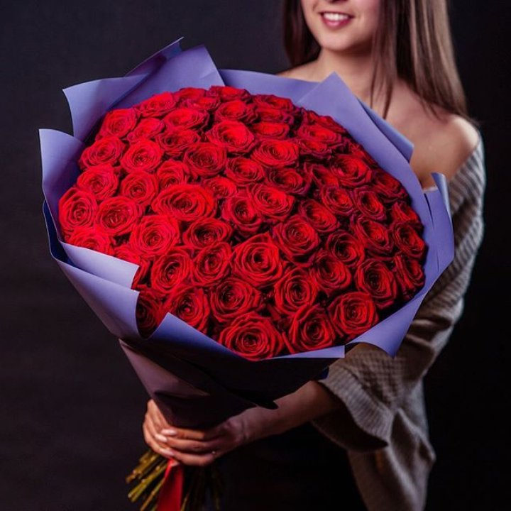 71 красная роза в Саратове