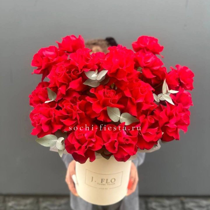 35 Французских роз в боксе в Саратове