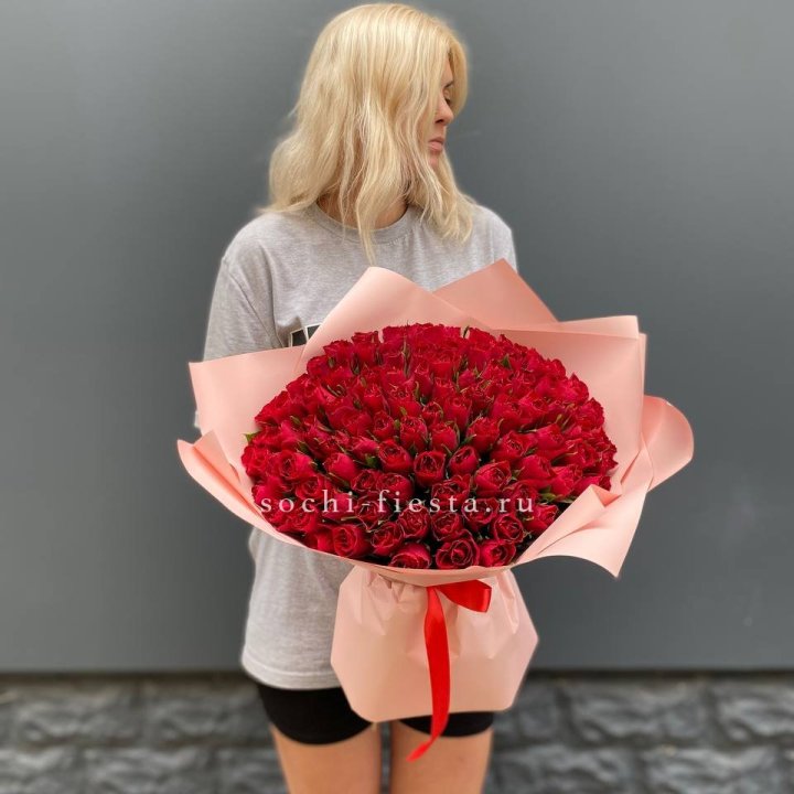 101  красная кенийская роза  в Саратове