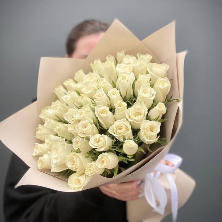 51 белая кенийская роза  в Саратове