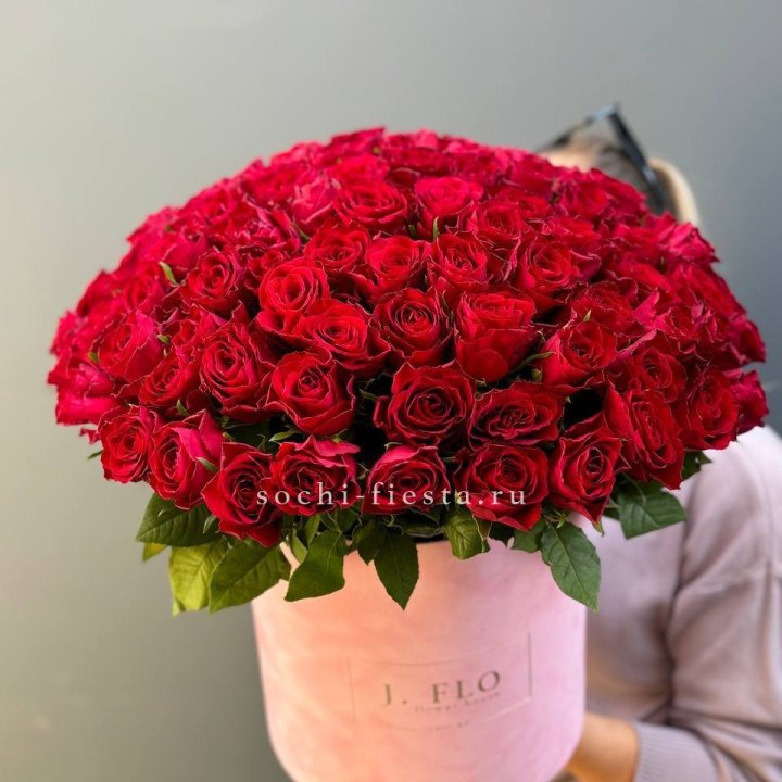 101 кенийская роза в цилиндре в Саратове