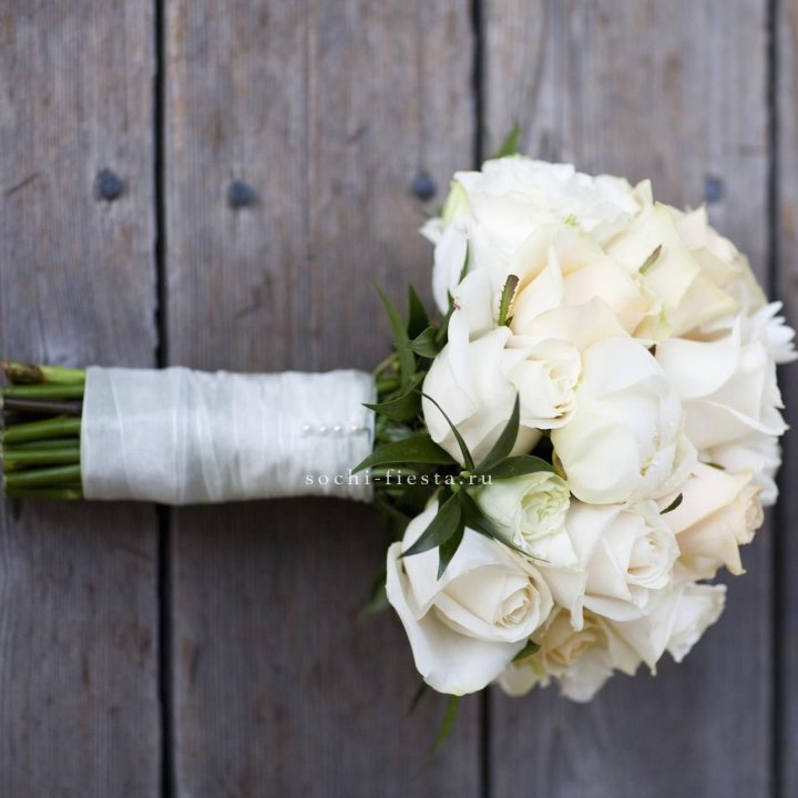 Свадебный букет №2 в Саратове