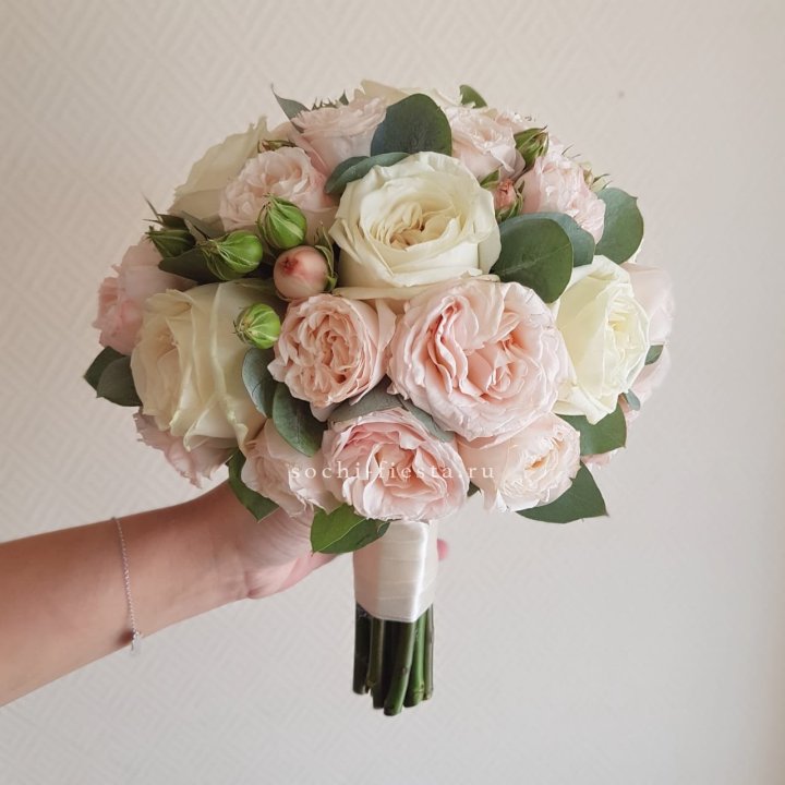 Свадебный букет №4 в Саратове