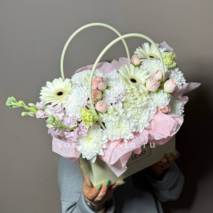 Сумочка "Белый рассвет" в Саратове