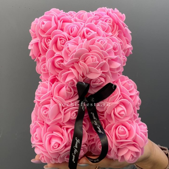 Игрушка медведь из розовых роз в Саратове