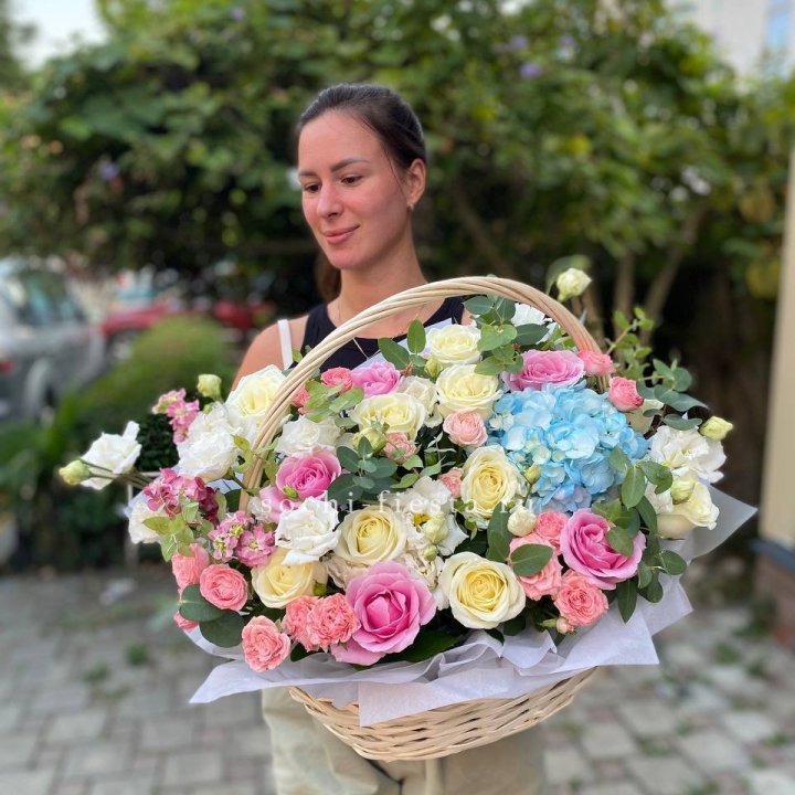 Цветочная корзина №2 в Саратове